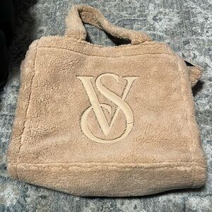 VS fuzzy tote bag
